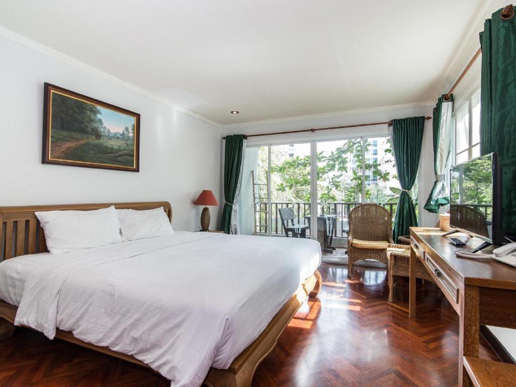 Hotel Chada Thai House