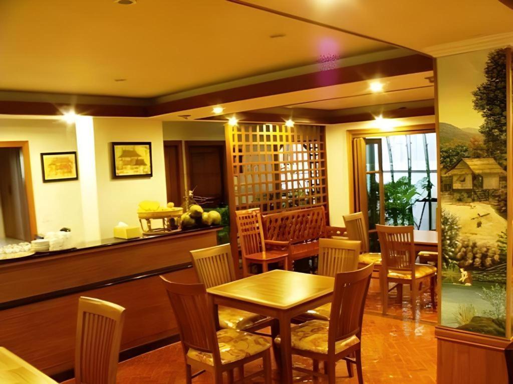 Chada Thai House